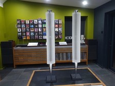 Bang & Olufsen BeoLab 18
