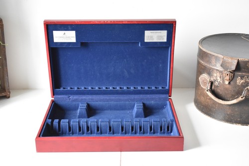Vintage empty cutlery box - empty,