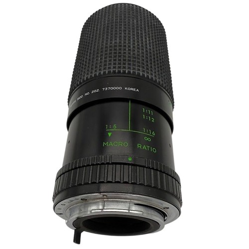 Auto zoom 200mm 0 lens - f/4.0,