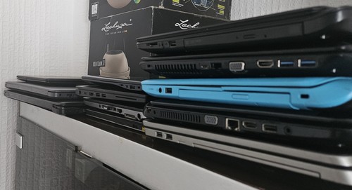 Laptop job lot - –, 12