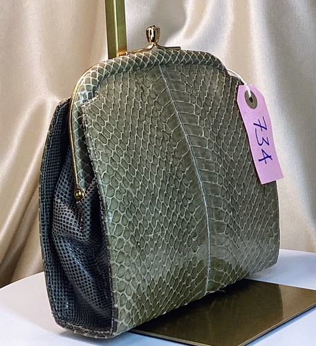 Stunning vintage olive green - vintage,