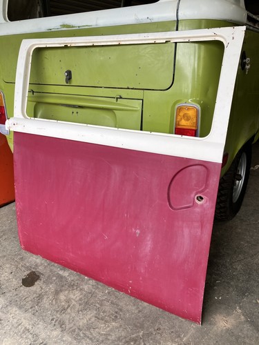 Early bay window sliding - vw,