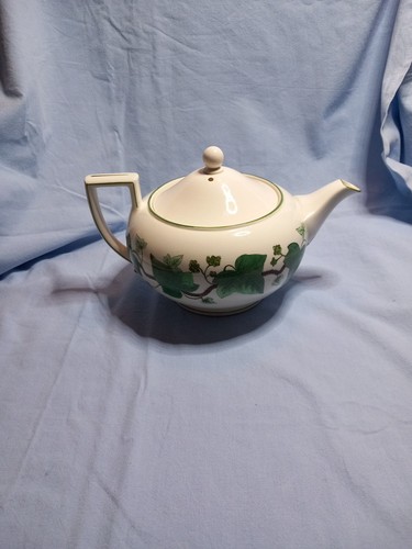 Napoleon ivy teapot with lid - ivy,