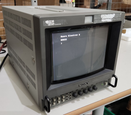 Sony bvm 9045d professional - 9",