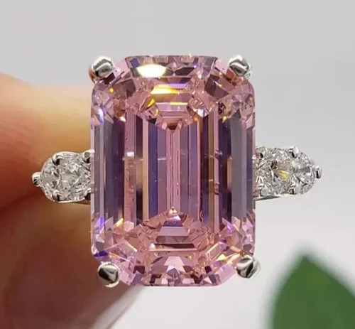 Certified emerald cut - 6.42,