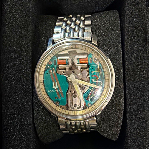 Bulova accutron spaceview - bulova,