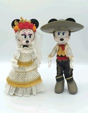 Disney Minnie & Mickey Catrines Mexico Edition Figurine Doll Set Dia de Muertos