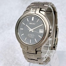 Seiko Kinetic Titanium Date