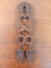 VINTAGE WELSH WOODEN LOVE