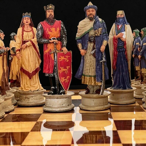 Crusaders chess set - crusaders,