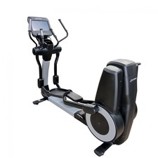 Life Fitness Cross Trainer 95x Elevation Discover SE - Commercial Gym Equipment