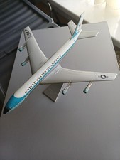 Corgi Aviation 1:144 Model Diecast Boeing VC137-C Air Force One AA32901