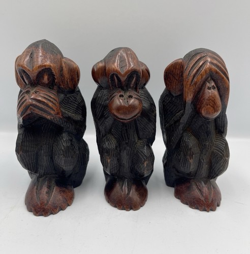 Trio vintage carved wood - carved,