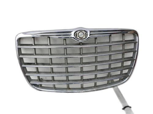 Front grill radiator - front,