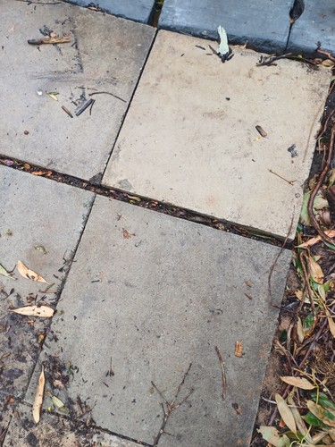 Heavy duty paving slabs - heavy,