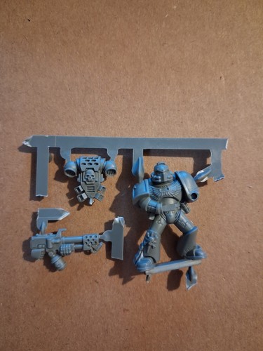 Warhammer40k space marine - warhammer40k,
