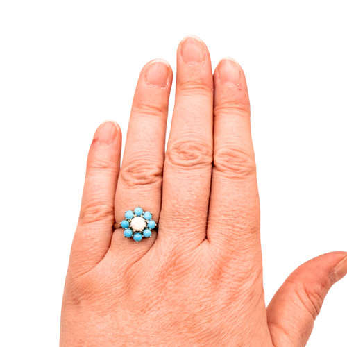 9ct white gold - white, opal