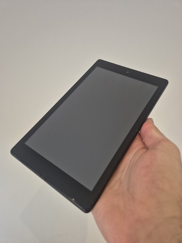 Amazon fire - (8th, gen)