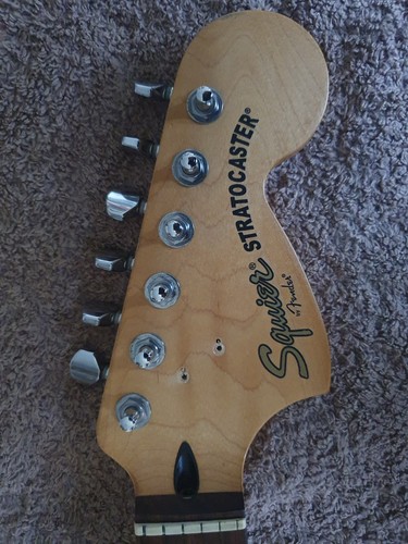 Squier standard stratocaster - squier,