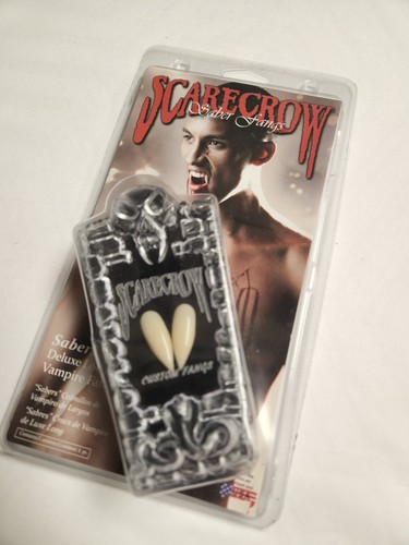Scarecrow saber fangs - scarecrow,
