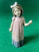 NAO by Lladro  1034 Girl with