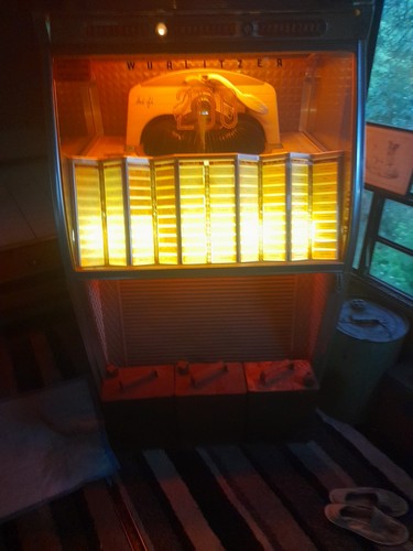 1957 premier wurlitzer jukebox - 1957,