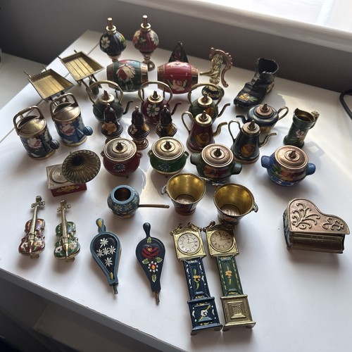 Minature - 36,