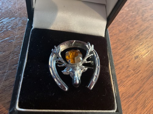 Mizpah stags head - brooch,