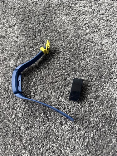 Fit bit - , 3