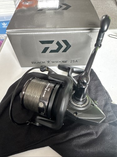 Daiwa black widow - black,