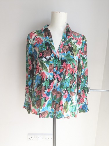 Beautiful floral button down - floral,