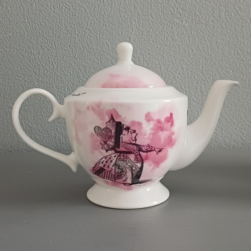 Whittard chelsea alice in - alice,