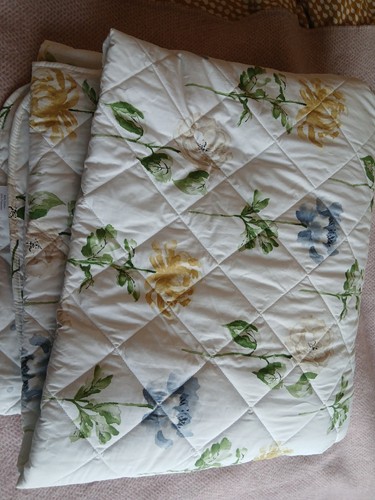 Sanderson quilt bedspread - quilt, enys