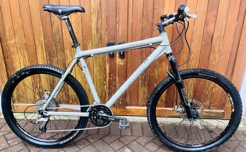 Giant xtc mountain bike - sx, –