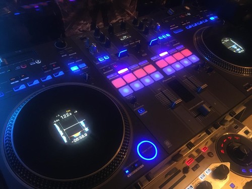 Pioneer ddj rev7 - pioneer, motorized