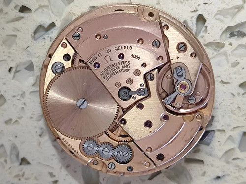 Omega 1000 movement family - omega,