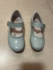 TNY Girls  Mary Janes baby blue size 29