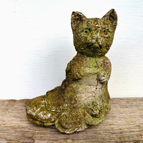 Small vintage concrete garden - concrete,