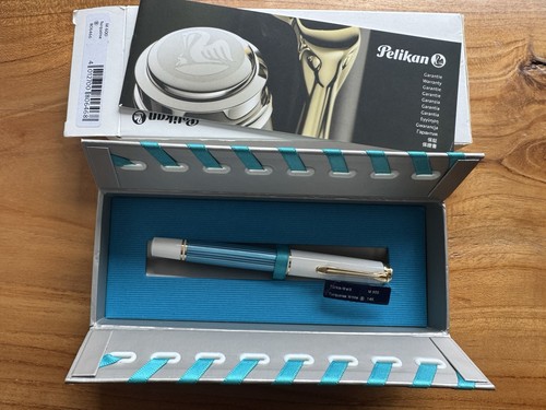 Pelikan m600 white - pelikan, white-turquoise