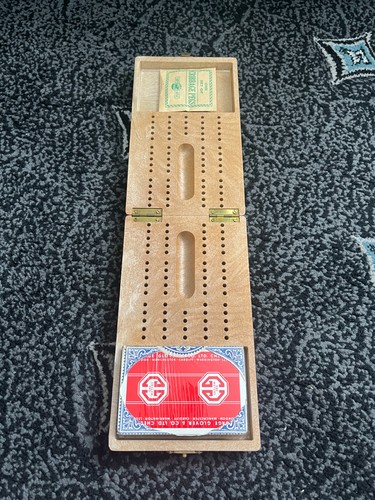 Wooden cribbage board with - wooden,