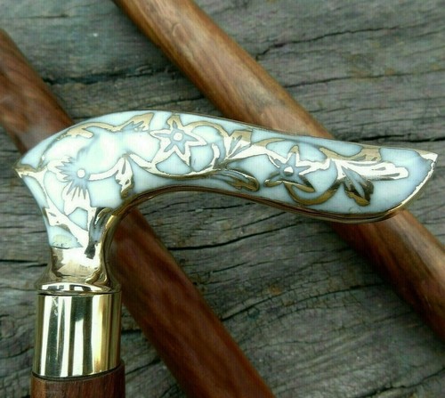 Gold curved derby handle - gold,
