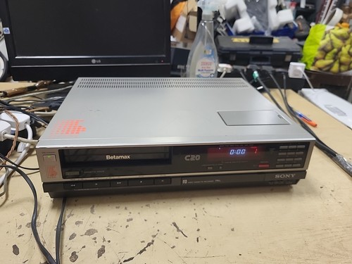 Sony betamax video recorder - betamax,