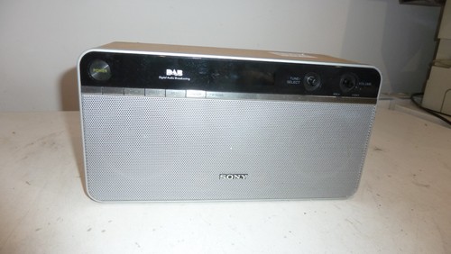 Sony xdr s10dab - dab/fm, digital
