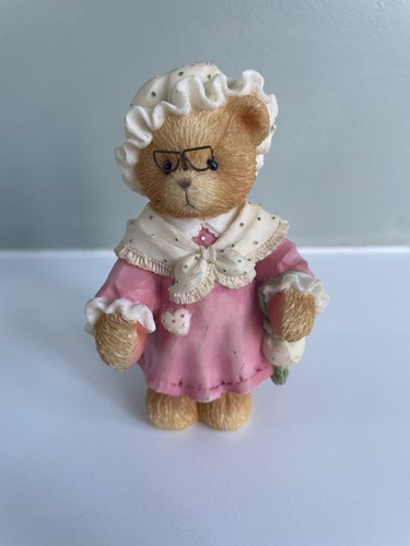 Cherished teddies figurine - teddies,