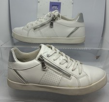 Geox Respira Women’s Whit Low Top Lace & Zip Up Leather Style Trainers Size UK 5