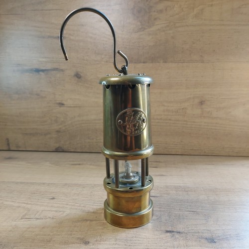 Vintage brass welsh - vintage,