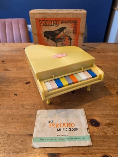 Vintage pixiano toy - vintage,