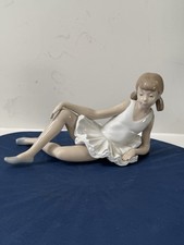 Nao by Lladro Reclining