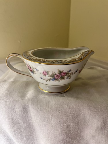 Noritake vintage creamer - vintage,