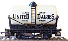 Hornby R007 United Dairies